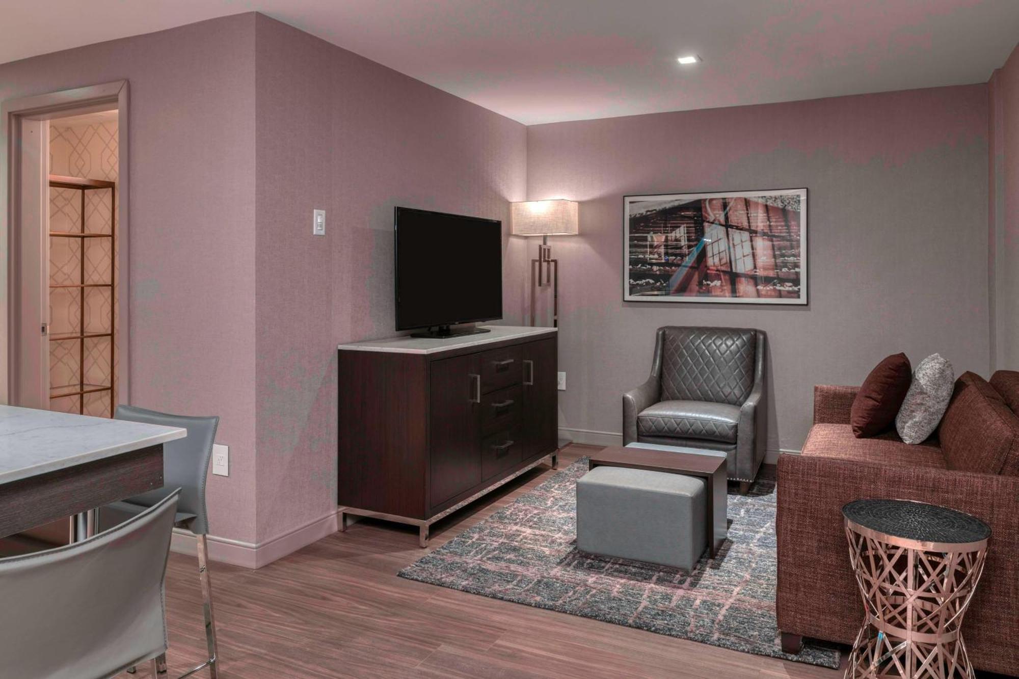 By Marriott 3* Weehawken