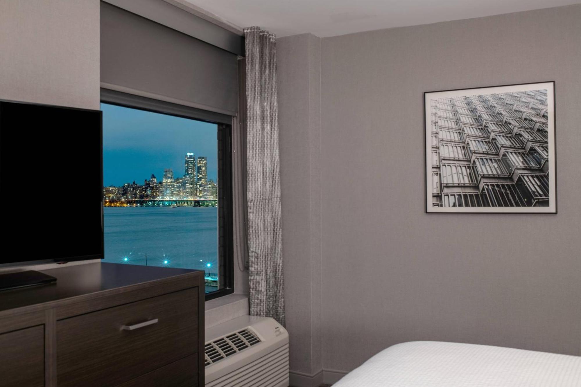 By Marriott Hotel 3*