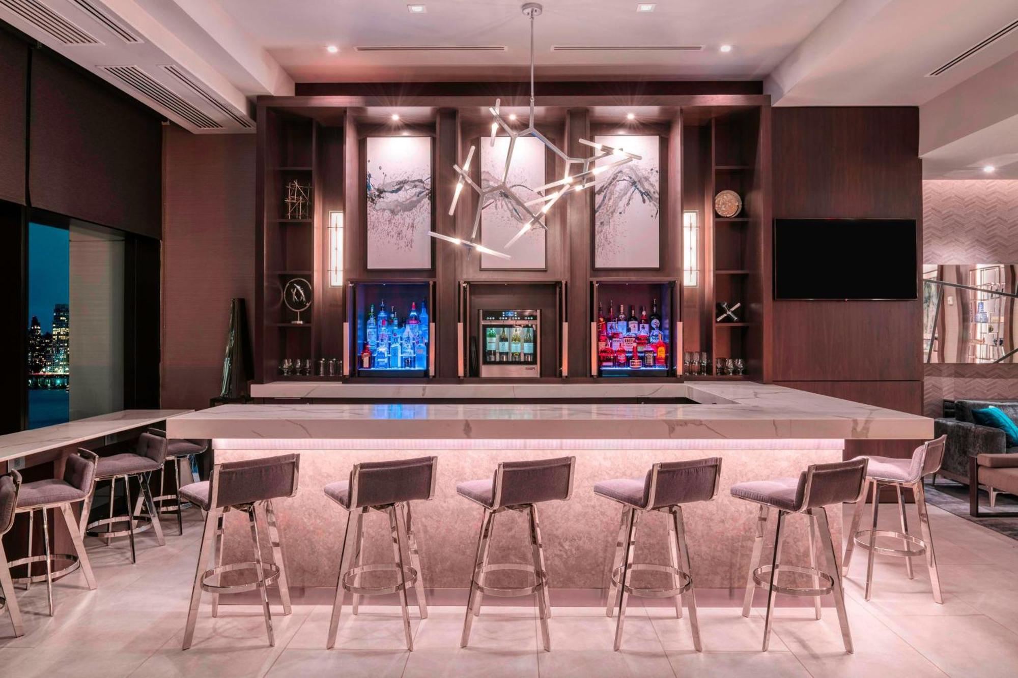 By Marriott Hotel Weehawken